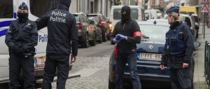Belgio, migrante accoltella un prete: non mi ha dato i soldi che volevo
