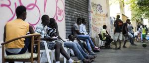 Migranti spacciavano droga nel centro di accoglienza, tra i clienti anche dei minorenni