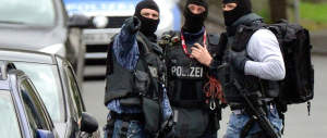 Tre profughi siriani richiedenti asilo arrestati in Germania: inviati dell’Isis