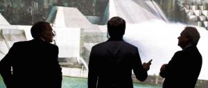 «Faremo il Ponte sullo Stretto»: ecco che Renzi scimmiotta pure il Cavaliere