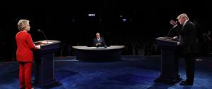 Trump non affonda il colpo e Hillary respira: decisivi i prossimi confronti