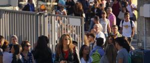 Blitz degli studenti alla sede del Miur: i test d’ingresso? Aleatori e irregolari