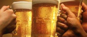 In Slovenia la prima fontana pubblica di birra d’Europa. Con 6 euro 5 boccali
