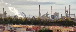 Ilva, muore un giovane operaio travolto da un nastro trasportatore