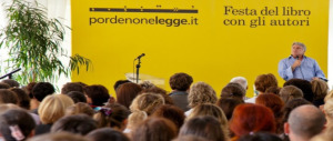 Al via “Pordenonelegge”, alternativa multiculturale al “duello” Torino-Milano