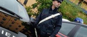 Tenta il suicidio, non riesce e prova a sparare ai carabinieri: arrestato