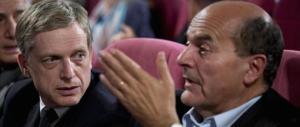 Pd, volano gli stracci. Cuperlo avverte: «È scissione, sta a Renzi scongiurarla»