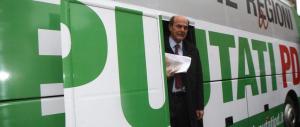 Bersani: «Solo se schierano l’esercito riescono a mandarmi via dal Pd»