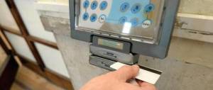 Ora spuntano anche i furbetti della pennichella: beccati a russare