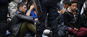 Parigi ci attacca: «L’Italia non controlla i clandestini, viola la sicurezza»