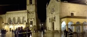 Terremoto: cade crocifisso Chiesa San Benedetto a Norcia