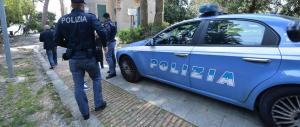 Poliziotto uccide la moglie e le figlie. Poi chiama il 113 e si suicida