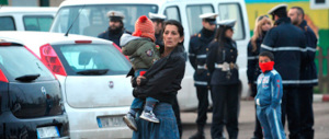 Carabiniere libero dal servizio sventa un furto fuori Roma: arrestate due rom