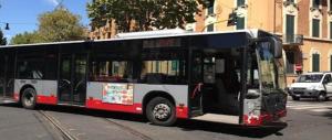 Roma, altri 4 autisti dell’Atac aggrediti con pietre e bottiglie