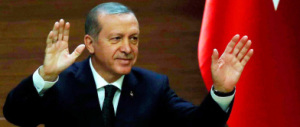 Erdogan si congratula con Trump e poi lo sfida: «Ora ci dia Gulen»