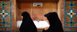 Choc in Iran, 120 medici denunciano: 350.000 gli aborti illegali ogni anno