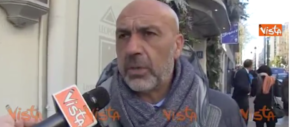 Amatrice, arrivate le prime casette per 25 famiglie: Pirozzi si commuove (video)