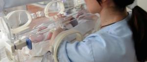 In Italia nascono sempre meno bambini. E al Nord 1 su 5 è straniero
