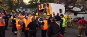 Usa, schianto di uno scuolabus: sei i bambini morti. Arrestato l’autista