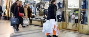 Shopping natalizio a rischio: le tredicesime divorate dalle tasse