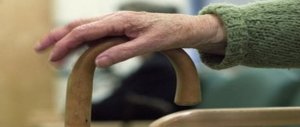 Con la scusa di ristrutturare avrebbe truffato 185 anziani. Anche disabili