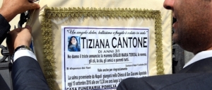 La mamma di Tiziana: «Non fu mia figlia a divulgare il video, indagate l’ex»