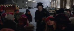 Addio Babbo Natale, con Apple è il mostro Frankie a fare gli auguri (video)