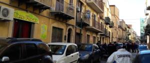 Gela, avvelena le due figlie e poi tenta il suicidio. Salvata dal marito