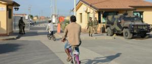 Quattro richiedenti asilo stuprano una ragazza: arrestati al Cara di Mineo