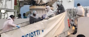 “Via i pazienti per far posto ai migranti”. Ospedali di Cagliari nella bufera