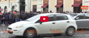 Roma, scuole al freddo: gli studenti in sit-in contro la Raggi (Video)