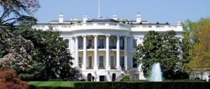Trump elimina la lingua spagnola dal sito della Casa Bianca. Madrid protesta