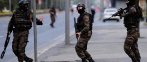 ***FLASH*** Istanbul, è di nuovo violenza: sparatoria davanti a una moschea