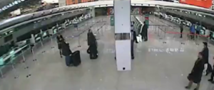 Simulava il trasporto di materiali e rubava rame in aeroporto: arrestato romeno