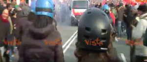 Intolleranza e violenze a Genova, ma il sindaco Doria è soddisfatto… (video)