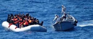 Gasparri: “Sui clandestini abbiamo solo annunci. Anche oggi 754 ingressi”