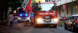 Crollo a Campobello di Mazara, ci sono persone sotto le macerie
