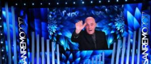 Sanremo, Crozza come Mussolini: italiani fate figli, il numero è potenza