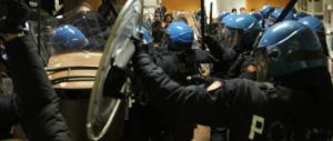 Bologna, gogna dei collettivi sulla ragazza che dissente. Manca solo la taglia