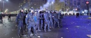 Romania, 250mila in piazza contro il governo socialista: «Aiuta i corrotti»