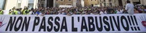 La protesta dei tassisti davanti al Senato