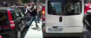 Scontri per il corteo di CasaPound: arrestati antagonisti romani (video)
