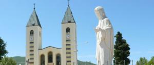Il Papa: «A Medjugorje la gente si converte, ma alcune cose mi danno fastidio…»