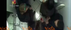 Retata di ultrà dell’Atalanta: si drogavano in bagno prima delle partite (video)