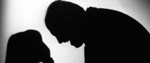 “Fai sesso con me, Dio lo vuole”: così un pastore evangelico stuprava le ragazzine