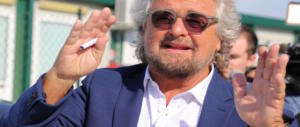 La rabbia degli sfollati di Genova: «Siamo pronti a protestare sotto casa di Grillo»