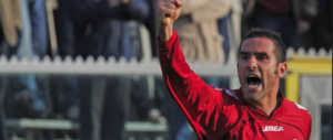 La “balla” colossale di Lucarelli: «I calciatori di sinistra in Italia sono penalizzati»