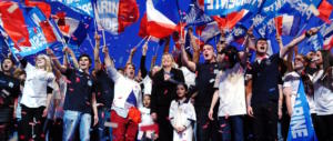 Le Pen attacca l’alleanza tra destra e sinistra: “Insieme per gestire il potere”