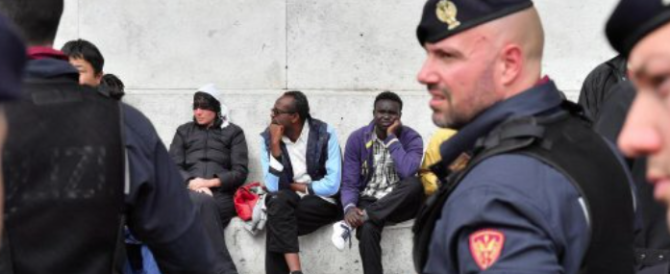 Immigrazione? ormai è invasione. allarme del sindacato di polizia ... Polizia immigrazione