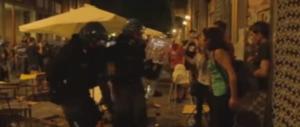 Torino, tra grillini e centri sociali finita la luna di miele. E ora incombe il G7